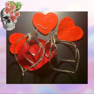 💀Twirly Earrings